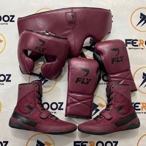 Conjunto de Equipo de Entrenamiento de Alta Resistencia con Casco Protector, Protectores de Manos, Escudo Corporal, Protectores de Piernas y Botas de Tobillo - Product Image 3