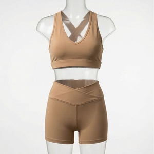 Nuevo Diseño Unisex, Ropa Deportiva Ligera, Logotipo Personalizado, Impermeable, Tallas Grandes, Conjunto de Yoga con Patrón Sólido, Ropa de Gimnasio y Fitness - Product Image 1