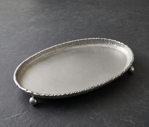 Plateau de service ovale en métal texturé de luxe, plateau argenté avec pieds sphériques, centre de table pour café, plat décoratif pour événements et fêtes - Product Image 4