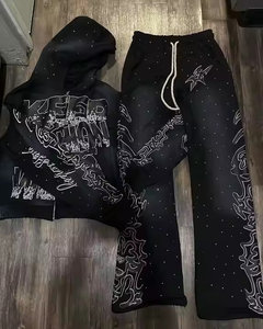 ชุดเซ็ตเสื้อฮู้ดดี้และกางเกงวอร์มขาบานปักลายปะติดแบบทำสีซีดสไตล์ OEM พร้อมประดับคริสตัล - Product Image 4