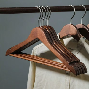 Nouveau Cintre en Bois de Luxe au Design Personnalisé, Style et Taille sur Mesure, Fabriqué en Inde, Nouveau Fabricant Stylé, Haute Qualité - Product Image 1