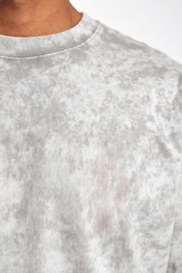 T-shirt vintage pour homme en coton délavé à l'acide, style streetwear rétro, col rond, manches courtes, effet vieilli, couleur minérale, vente en gros - Product Image 3