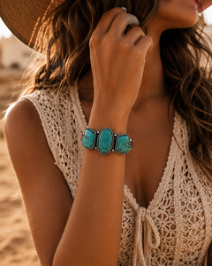 Bracelet manchette statement en turquoise style western, trois pierres brutes, fait main, style bohème, bijoux pour femme, cadeau - Product Image 6