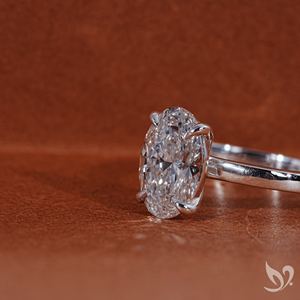 Bague de fiançailles solitaire en diamant de laboratoire ovale de 2 carats en or massif 18 carats |   Bague d'anniversaire et de mariage certifiée IGI - Product Image 2