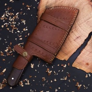 Couteau de chef artisanal personnalisé en acier Damas avec manche en Micarta, étui en cuir, compatible lave-vaisselle, design moderne - Product Image 6