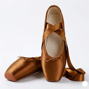 Chaussons de danse de ballet en gros pour l'entraînement, finition satinée élégante avec doublure en coton rembourrée, disponibles en plusieurs couleurs - Product Image 1