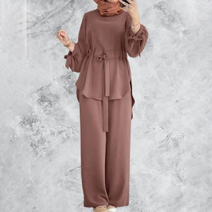 Ensemble Tunique Longue à Capuche et Pantalon Très Vendu – Tenue de Sport Modeste en Tissu Extensible Respirant – Fabricant OEM ODM Vente en Gros - Product Image 3