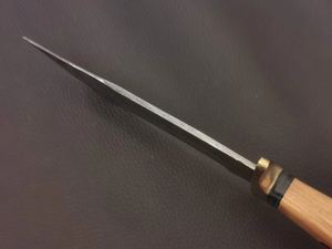 Cuchillo Bowie de Caza, Acero de Damasco, Mango de Madera de Olivo, Borde Parcialmente Dentado, Herramienta Multifuncional para Campismo al Aire Libre, Ligero - Product Image 2