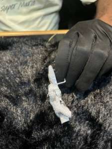 Collier pendentif lapin en moissanite de luxe, design lapin de dessin animé entièrement serti de pierres, bijoux hip-hop avec pierres étincelantes, pièce audacieuse - Product Image 3