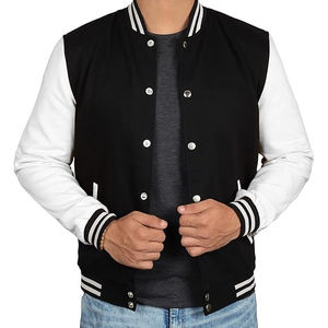 Chaqueta Varsity Estilo Letterman Negra Personalizada de Primera Calidad, Bordado Chenille, Tela de Lona, Mangas de Cuero Adherido, para Otoño - Product Image 2