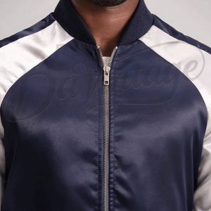 Chaqueta Varsity Azul Marino Personalizada para Hombre, Chaqueta Bomber de Satén con Mangas Raglán Blancas, Chaqueta de Béisbol Universitaria Ligera y Ajustada - Product Image 1