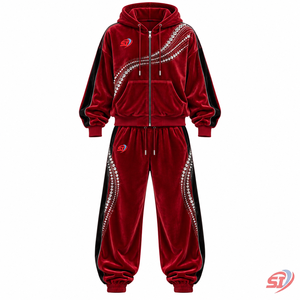 Conjunto de Sudadera y Pantalones de Terciopelo Velour Personalizado de 280 GSM con Pedrería de Cristal, Color Carmesí Opulento, Estilo Urbano OEM - Product Image 1