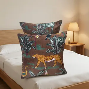Funda de Almohada de Terciopelo de Algodón Marrón con Estampado de Leopardo y Selva Tropical, Funda de Cojín Decorativa de Lujo para Sofá - Product Image 3