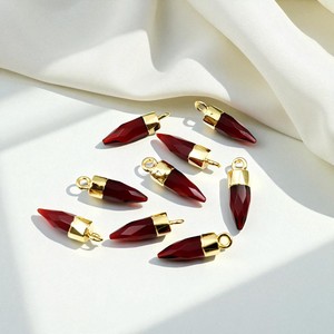 Colgante de Granate Natural en Forma de Bala 13x5 MM con Engaste Único para Conector de Joyería - Product Image 1