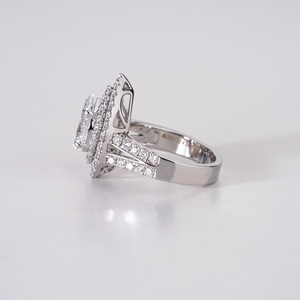 แหวนมรกตทรงลูกแพร์คุณภาพสูง ผลิตในห้องปฏิบัติการ ทอง 14K เครื่องประดับชั้นดีสำหรับทุกเพศ เหมาะสำหรับงานหมั้นและงานแต่งงาน ดีไซน์เหนือกาลเวลา - Product Image 2