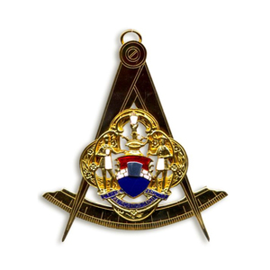 Collarín de Alta Calidad de los Caballeros de Malta, Joya Masónica de Primera Calidad en Venta - Product Image 5