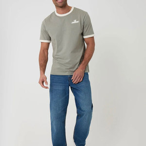T-shirt Ringer durable et résistant, en stock, idéal pour un usage quotidien et un style tendance - Product Image 3