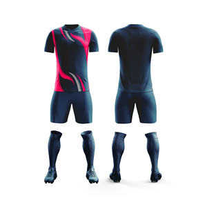 Uniforme de Fútbol de Alta Calidad con Estampado Personalizado |   Tallas para Hombres, Mujeres y Jóvenes |   Ropa Deportiva Ligera de Secado Rápido al por Mayor - Product Image 6