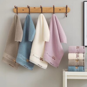 Serviette de toilette en coton de luxe, séchage rapide, douce et absorbante, pour hôtel, spa, salle de sport, salle de bain, vente en gros, OEM, logo personnalisé, couleur unie, coton - Product Image 3