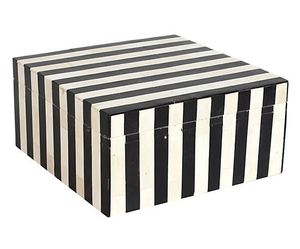 Caja de Joyería Decorativa Hecha a Mano con Incrustaciones de Resina en Blanco y Negro, para el Hogar y la Oficina - Product Image 1