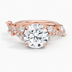 Anillo de Compromiso de Oro Amarillo con Diamante Redondo Brillante y Detalles de Esmeralda, Engaste de Garras, Joyería Fina Romántica para Mujer - Product Image 5
