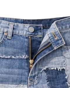 Shorts en jean patchwork bleu personnalisés pour hommes, style cargo, design multi-panneaux, tenue décontractée d'été, fermeture boutonnée - Product Image 3