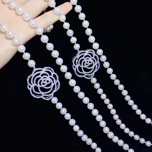 Collier de perles d'eau douce 8-9 mm avec pendentif camélia, chaîne longue et extension, collection automne/hiver, bijoux JI - Product Image 3