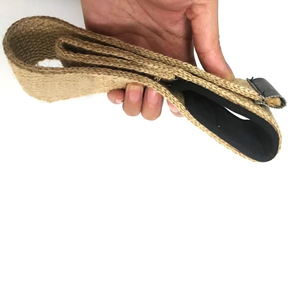 Sangles de poignet rembourrées en néoprène de qualité supérieure – Sangles de levage robustes en coton pour la musculation et le powerlifting - Product Image 4