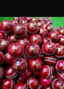 Pelota de Cricket de Cuero Salstar Sport de 300 GMS de Calidad Premium, Colores Personalizables, Logotipo, Pelotas de Práctica para Lanzadores - Product Image 2