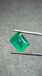 Émeraude naturelle zambienne de 3,19 carats, taille octogonale, pierre précieuse verte lâche, certifiée qualité supérieure pour la vente en gros de bijoux fins - Product Image 4