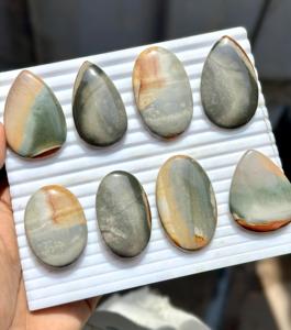 พลอยแจสเปอร์หลากสีธรรมชาติทรงคาโบชอง ขายส่งจำนวนมาก สำหรับทำจี้สร้อยคอ คุณภาพระดับ AAA - Product Image 4