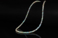 Collier Rondelle Opale Éthiopienne AAA 3-5mm Opale Éthiopienne Naturelle à Facettes 16 Pouces Collier en Argent Sterling 925