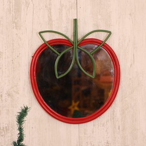 Best Selling Rattan <b>Mirror</b> Apple Shape Wall Decor Handmade Natural Frame Eco Friendly Sustainable Wholesale Bulk OEM Supplier - Product Image 3