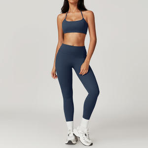 Ensemble de yoga personnalisé pour femme avec logo – Leggings taille haute et brassière de sport respirants, séchage rapide, en nylon, tenue de fitness sans couture, vêtements de sport pour la gym et l'entraînement - Product Image 5