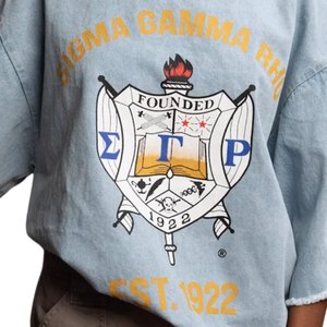Camiseta de Mezclilla Sigma Gamma Rho para Mujer, Gris, Talla Grande, Diseño Gráfico de Hermandad Griega, Estilo Casual Urbano Vintage - Product Image 3
