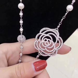 Collar con Colgante de Moda Colección Otoño Invierno, Cuentas Pequeñas de 8-9 mm, Cuentas Grandes de 10-12 mm, Perla Barroca Edison Natural, Elegante - Product Image 1