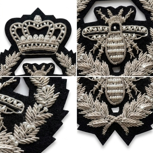 Parche de Fieltro Negro Bordado a Mano con Diseño Personalizado de Insignia de Plata de Ley y Borde de Ramas para Blazer - Product Image 4