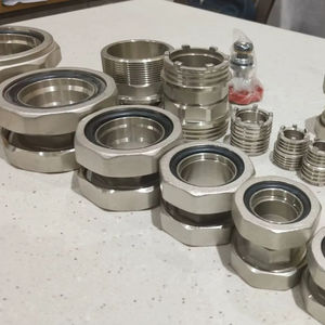 Accesorios de Tubería de Alta Presión y Prensaestopas Flexibles - Hexagonales Iguales con Superficie Lisa OEM/ODM Todos los Tamaños - Product Image 1