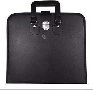 Étui souple en similicuir noir pour tablier maçonnique avec poignée [NOIR] Fermeture à bouton-poussoir - Product Image 1