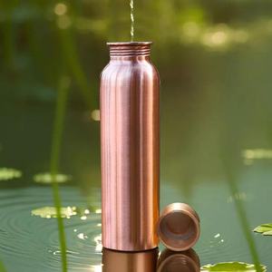 Gourde d'hydratation réutilisable en cuivre, bouteille d'eau en cuivre, gourde de voyage portable au design minimaliste avec couvercle - Product Image 3