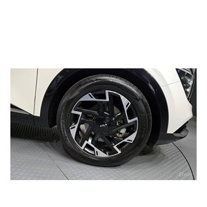 Kia Sportage 2022, 1.6 Turbo Gasolina, 2WD, con Cámara Trasera, Asientos de Cuero, Volante a la Izquierda, Estándar de Emisiones Euro V, 76,014 km - Product Image 5