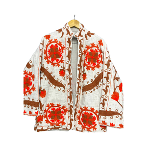 Chaqueta TNT Bordada a Mano con Diseño Floral |   Chaqueta Bomber Unisex de Invierno, Estilo Artesanal, Sin Tejido - Product Image 1