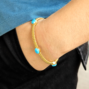 Pulsera ajustable de alta demanda con piedras naturales de labradorita, amatista y turquesa, chapada en oro de 18k, brazalete abierto para mujer. - Product Image 4