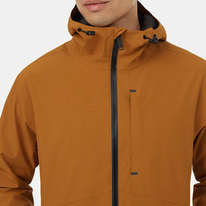 Chaqueta de nailon ligera, impermeable y cortavientos para hombre, con cremallera y capucha, estilo gabardina, con corte y costuras personalizadas por el fabricante. - Product Image 4