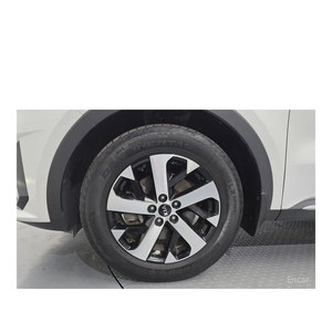 Kia Sorento Diésel 2.2 2WD 2021 con Caja de Cambios Automática, Asientos de Cuero, Estándar de Emisiones Euro V, 78,677 km, Volante a la Izquierda - Product Image 5