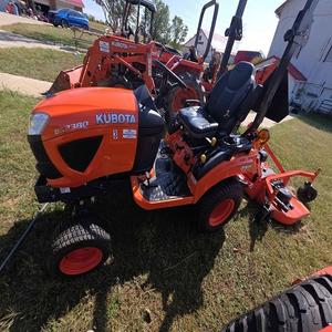 Tractor Agrícola de Alta Calidad BX2380 4X4 con Motor Potente de 120HP, Caja de Cambios y Bomba Resistentes para Grandes Fincas - Product Image 1