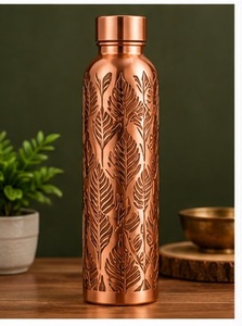 Botella de Agua de Cobre Moderna con Patrón de Diamantes Martillados y Tapa, Portátil para Viajes - Product Image 4
