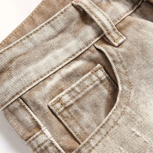 Shorts en jean délavé kaki clair pour homme, coupe déchirée, ourlet brut, cinq poches, style streetwear décontracté, mode estivale - Product Image 6