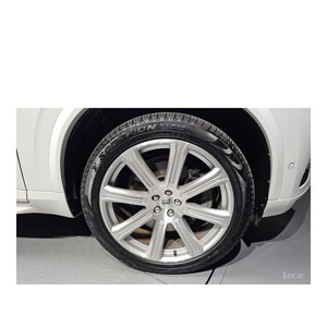 Volvo XC90 T8 Excellence Hybrid 2017, 73,287 km, Volante a la Izquierda, Caja de Cambios Automática, con Cámara Trasera - Product Image 5