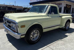 Meilleures ventes - Expédition immédiate aujourd'hui - Pick-up GMC CK 1500 Série 1972 - Modèle ancien - Product Image 3